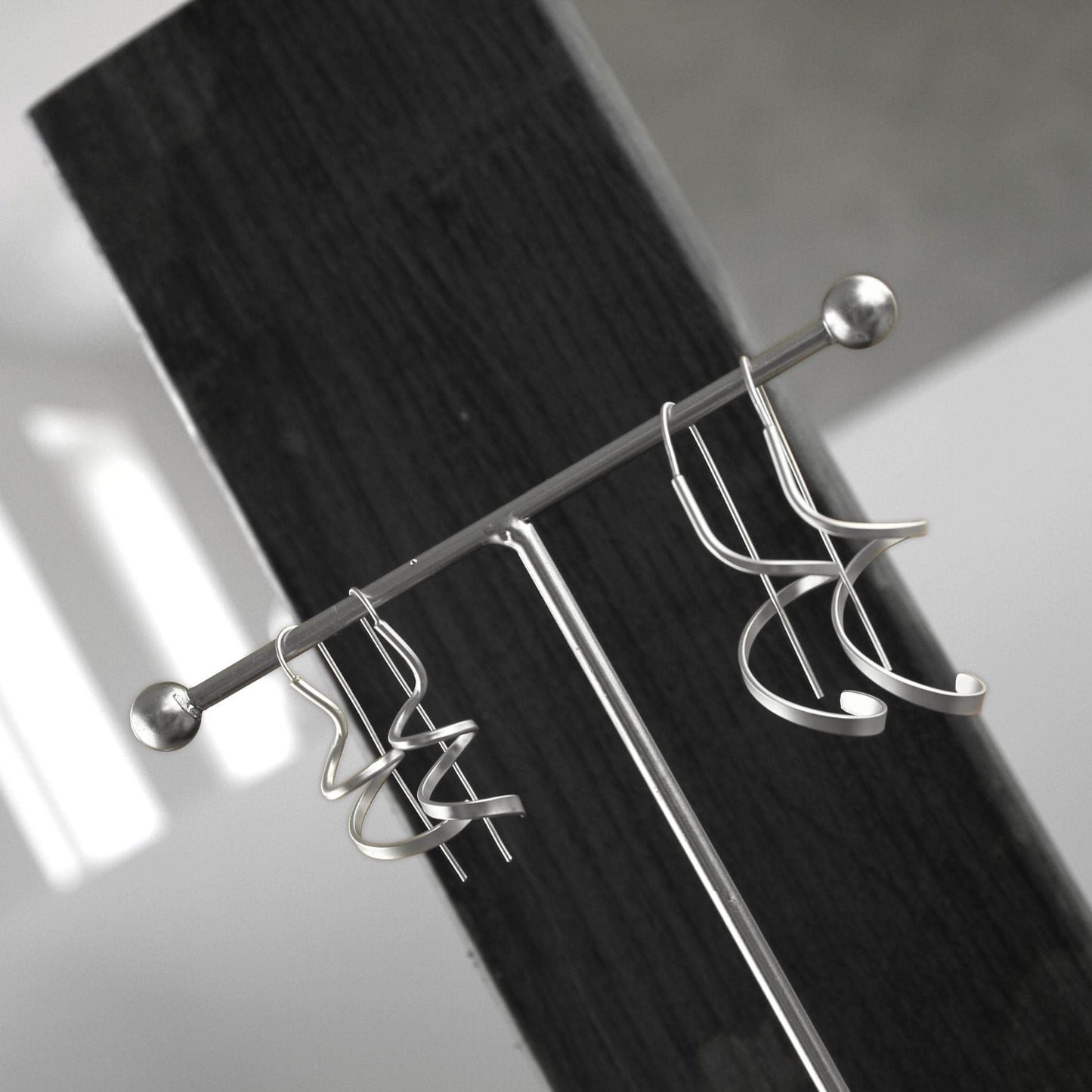 Tara Mini Spinning Earring Silver PlatingIDansk Copenhagen