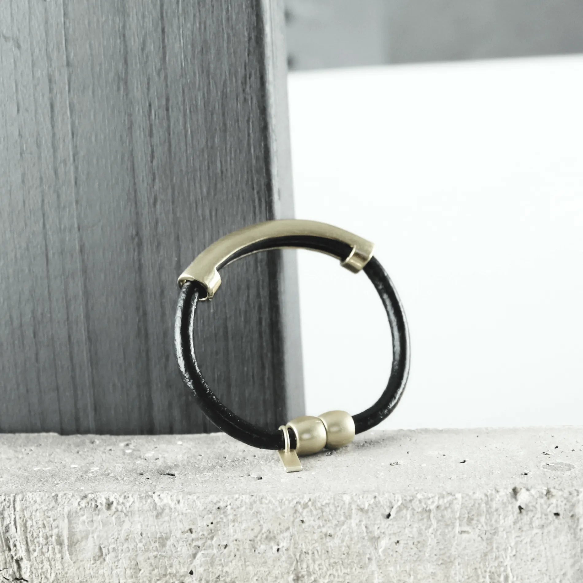 Scandinavian Minimalist Jewellery Design I Nordic DNA Since 1971 I Dansk Copenhagen