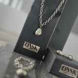 Courage Waterproof Collier court brossé organique plaqué or 18K
