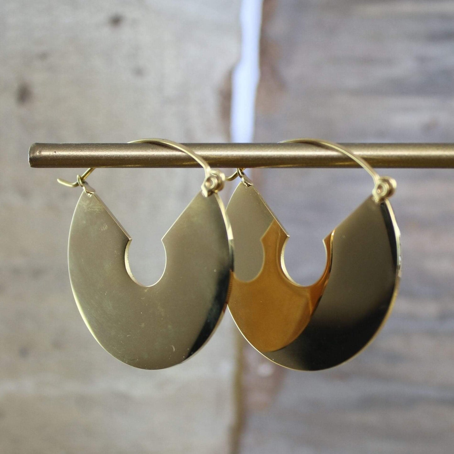 Courage Waterproof Flat Statement Earring 18 Carat GoldIDansk Copenhagen