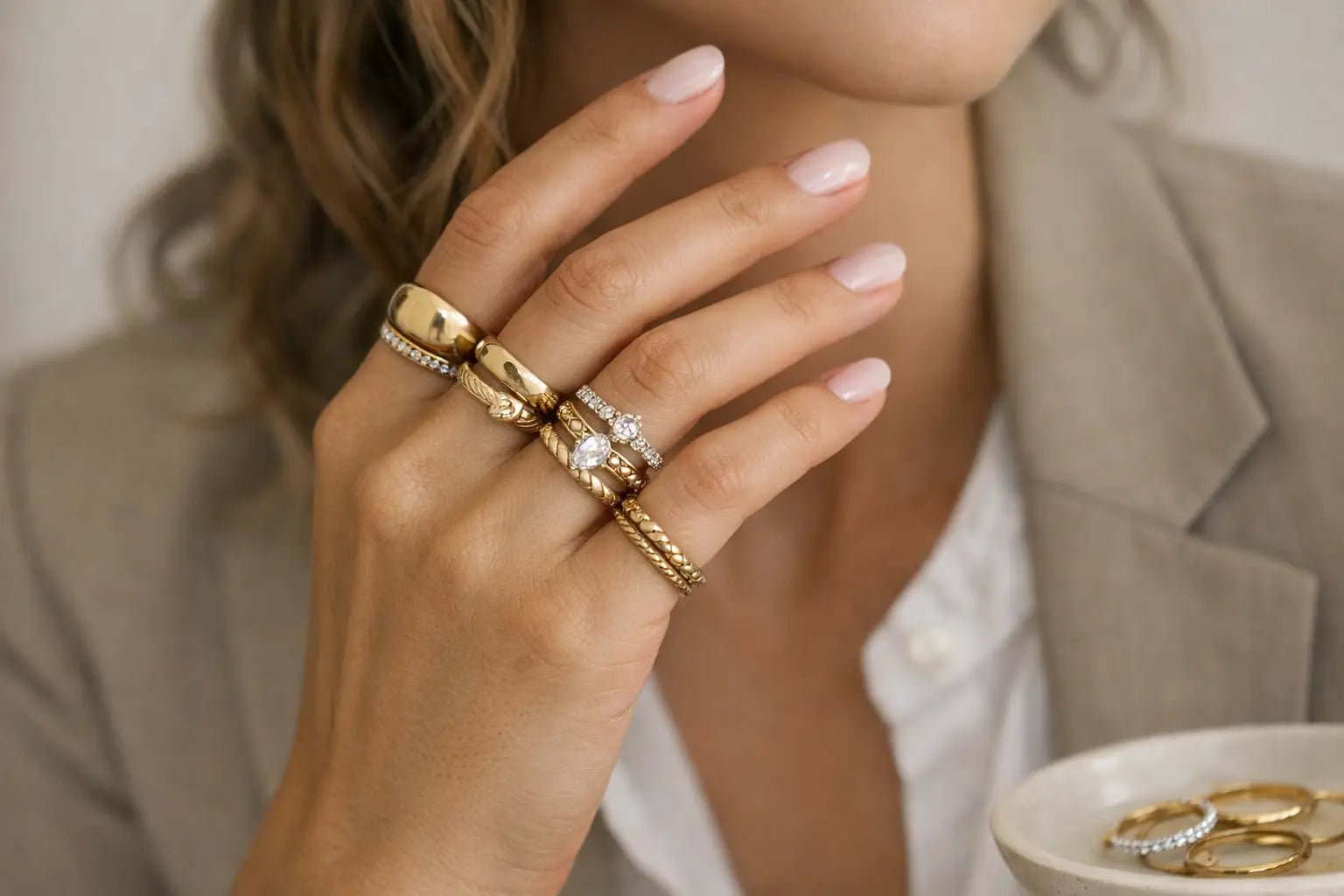 How to Stack Rings With Effortless Style - DNSK Copenhagen