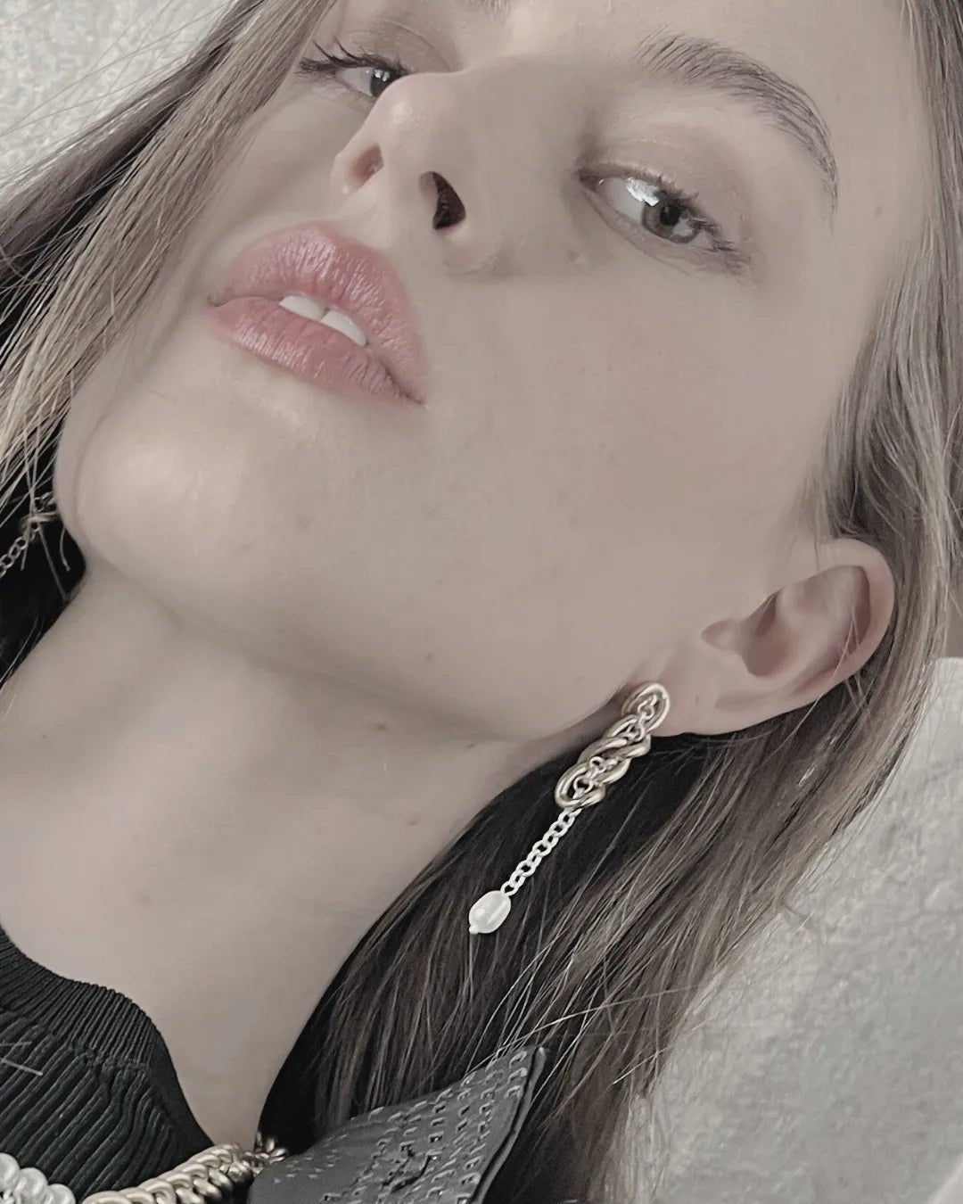 How to Style Statement Earrings With Ease - DNSK Copenhagen
