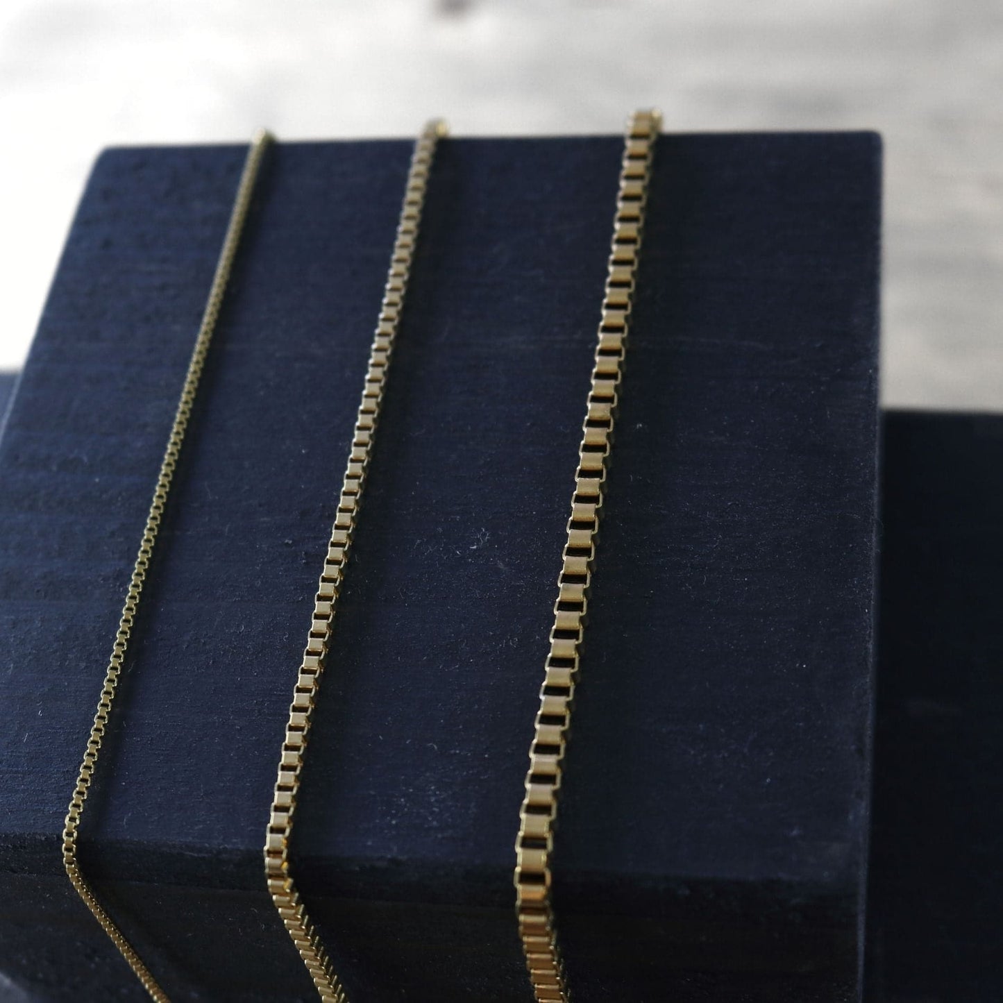 Passion Waterproof Long Chunky Box Chain Necklace 70 cm 18K Gold Plating I Dansk Copenhagen