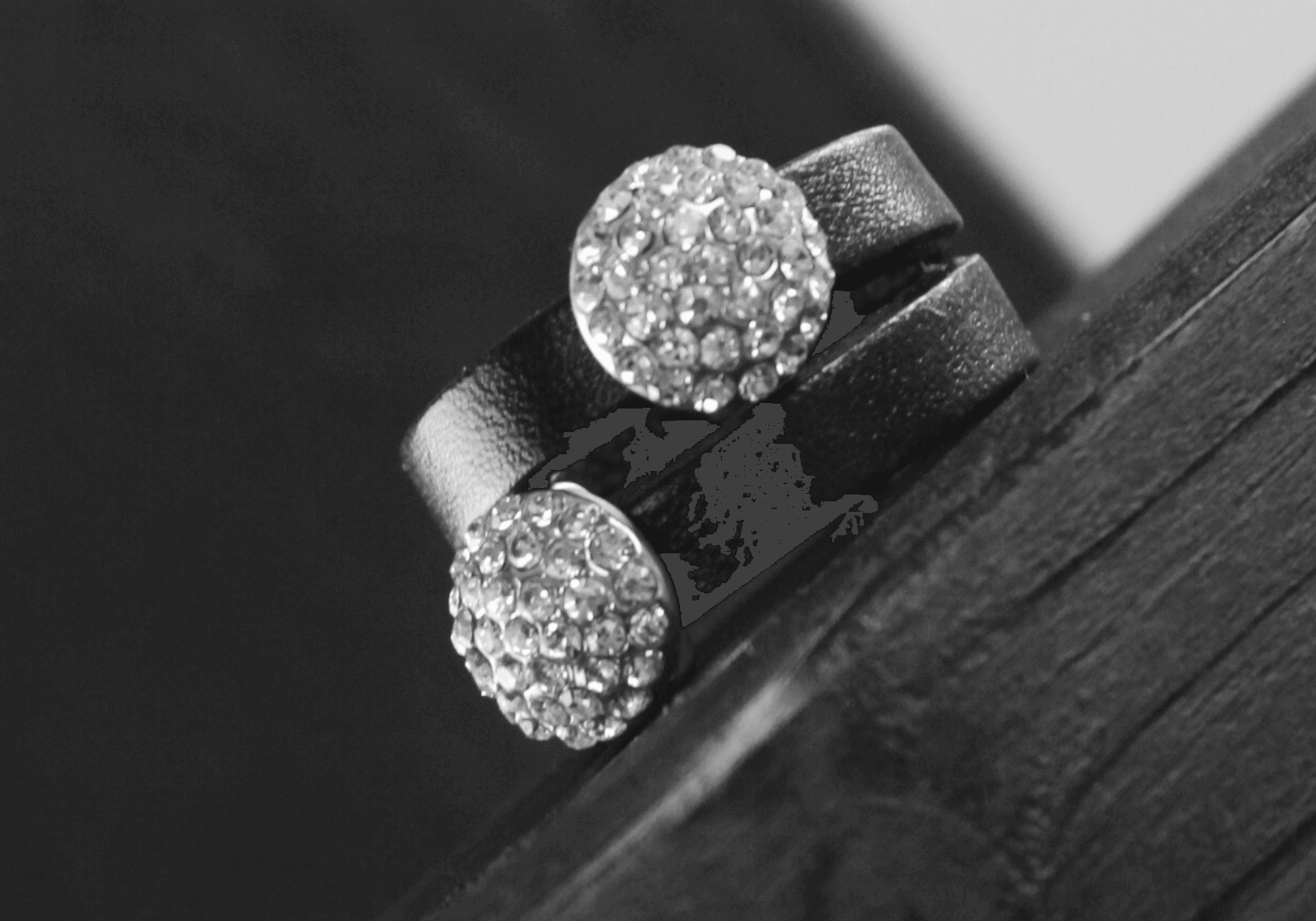 Scandinavian Minimalist Jewellery Design I Nordic DNA Since 1971 I Dansk Copenhagen