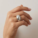 Courage Wasserfester Markanter Ring mit klobiger Kugel, versilbert
