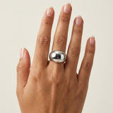 Courage Wasserfester Markanter Ring mit klobiger Kugel, versilbert