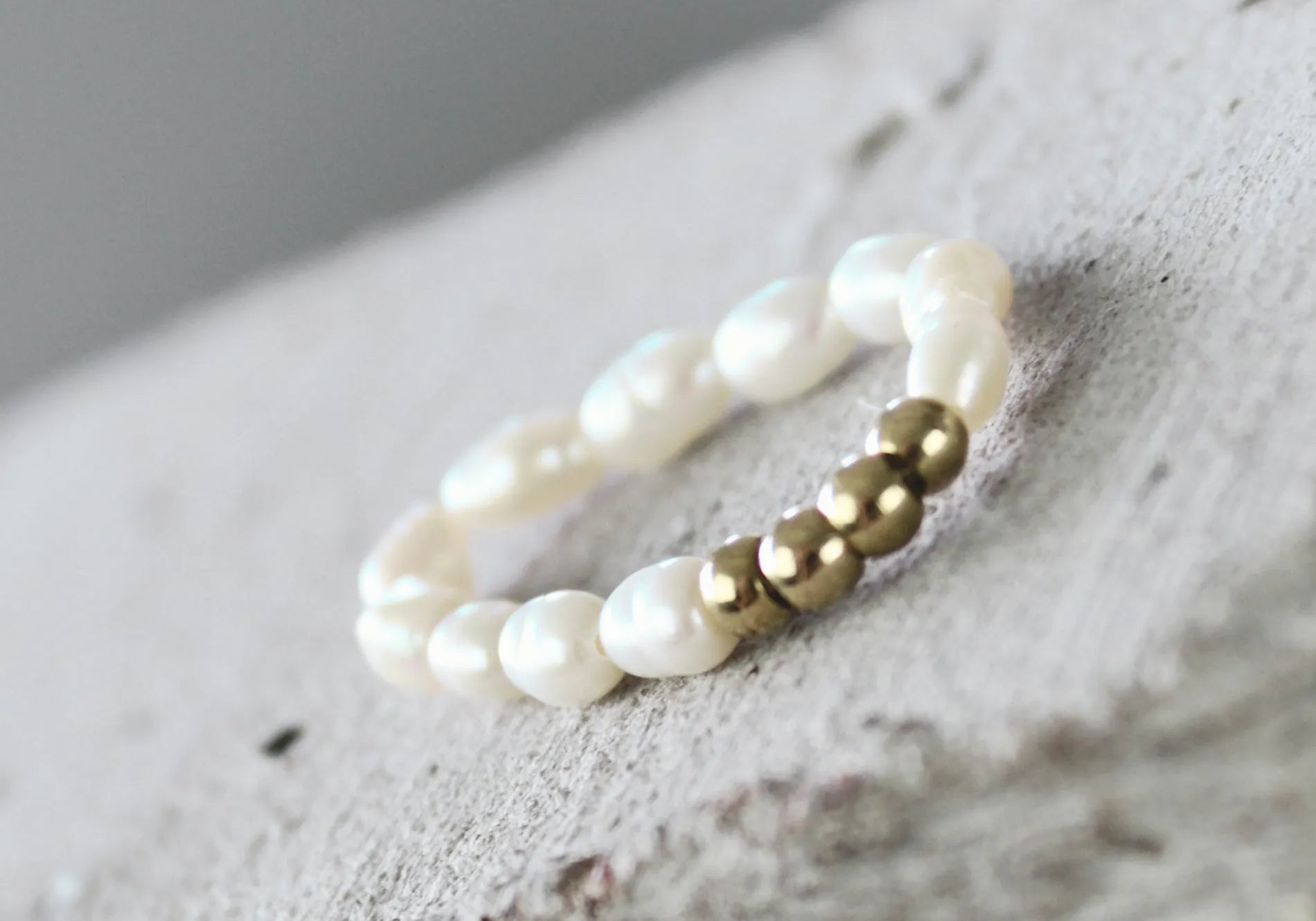 Joy Waterproof Bague Perle Elastique Plaqué Or 18K, Dansk Copenhagen}