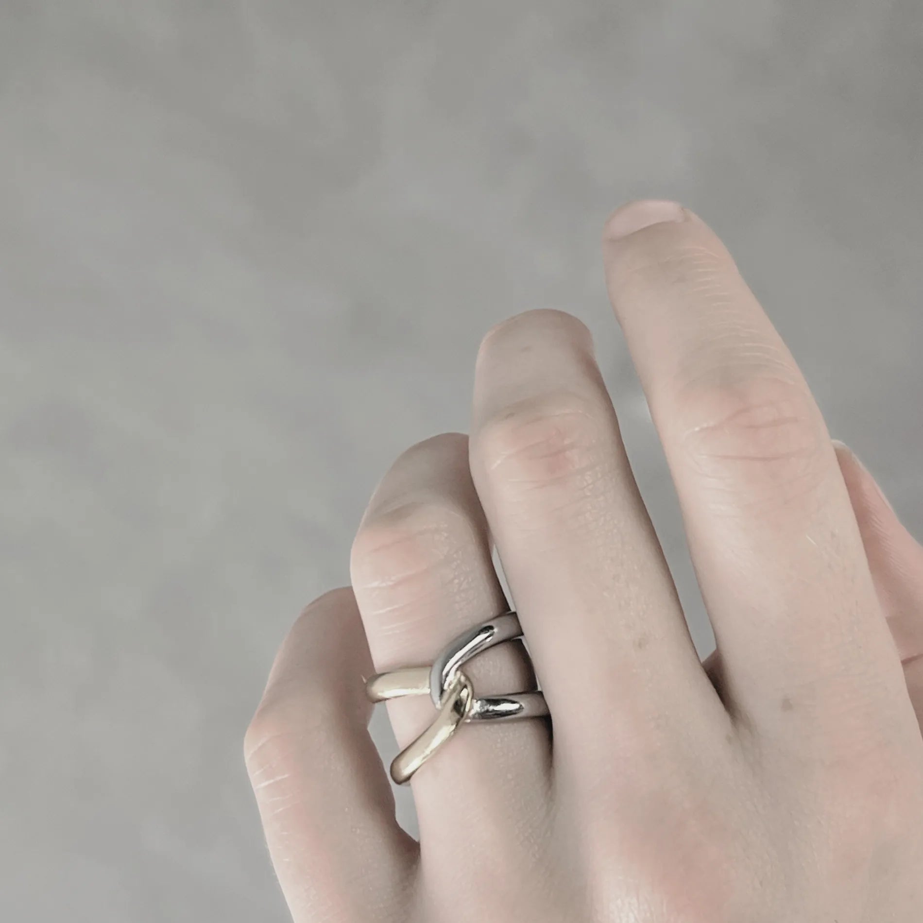 Passion Waterproof 2-Tone Knot Ring 18K Gold Plating, DNSK Copenhagen