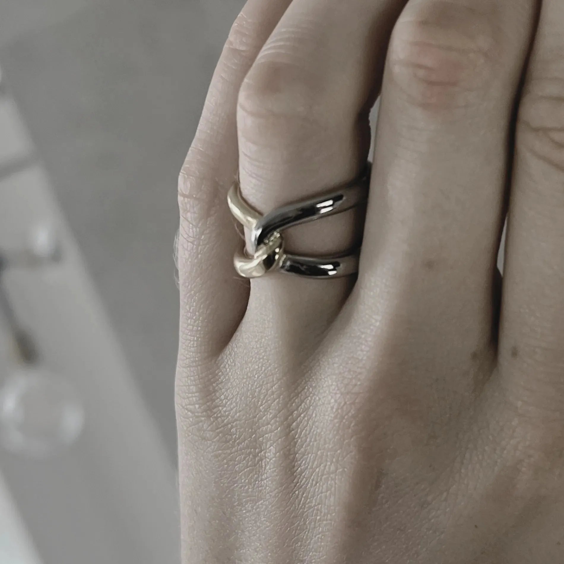 Passion Waterproof 2-Tone Knot Ring 18K Gold Plating, DNSK Copenhagen