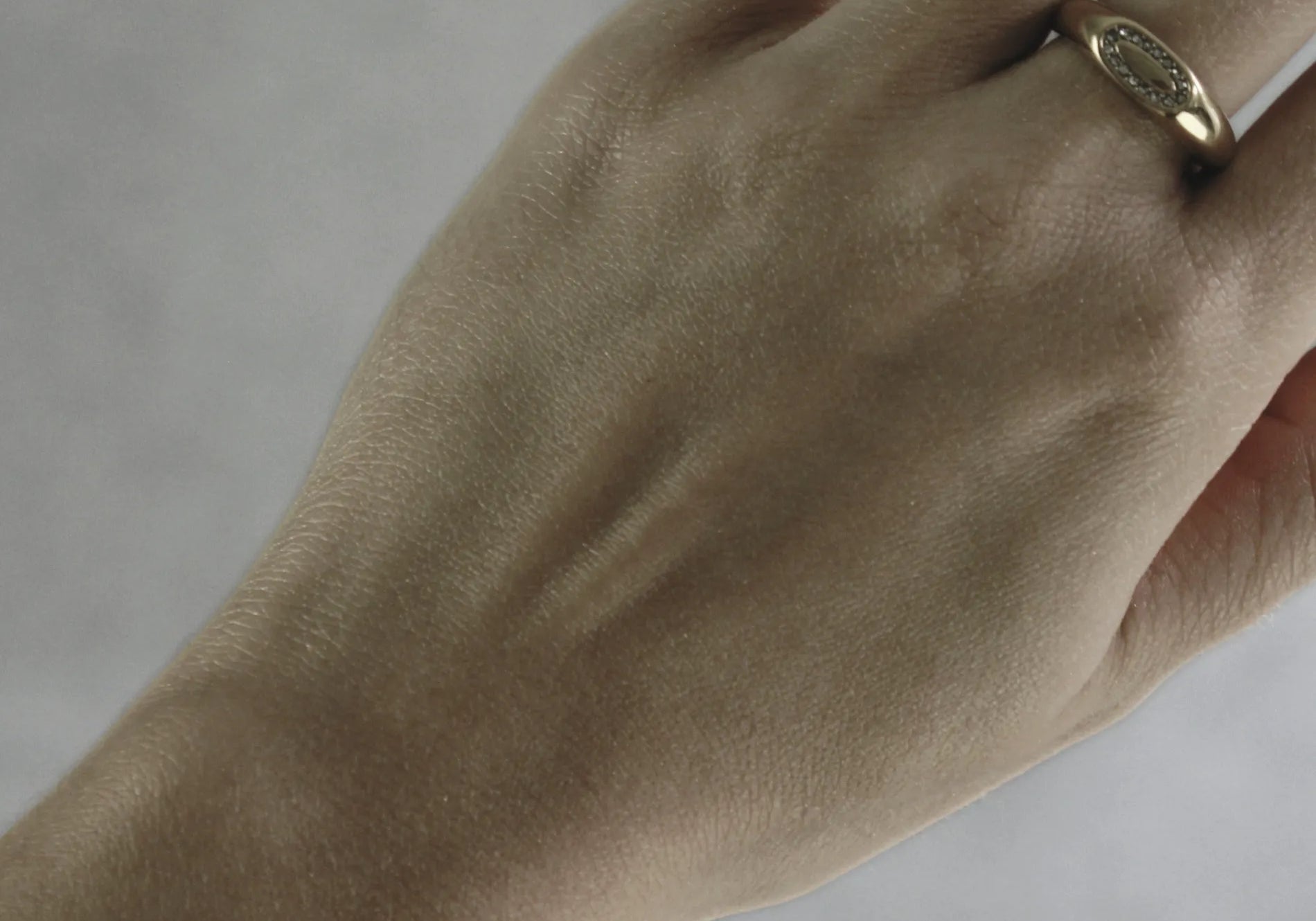 Joy Waterproof Bague Signet Simple CZ Plaqué Or 18K, Dansk Copenhagen