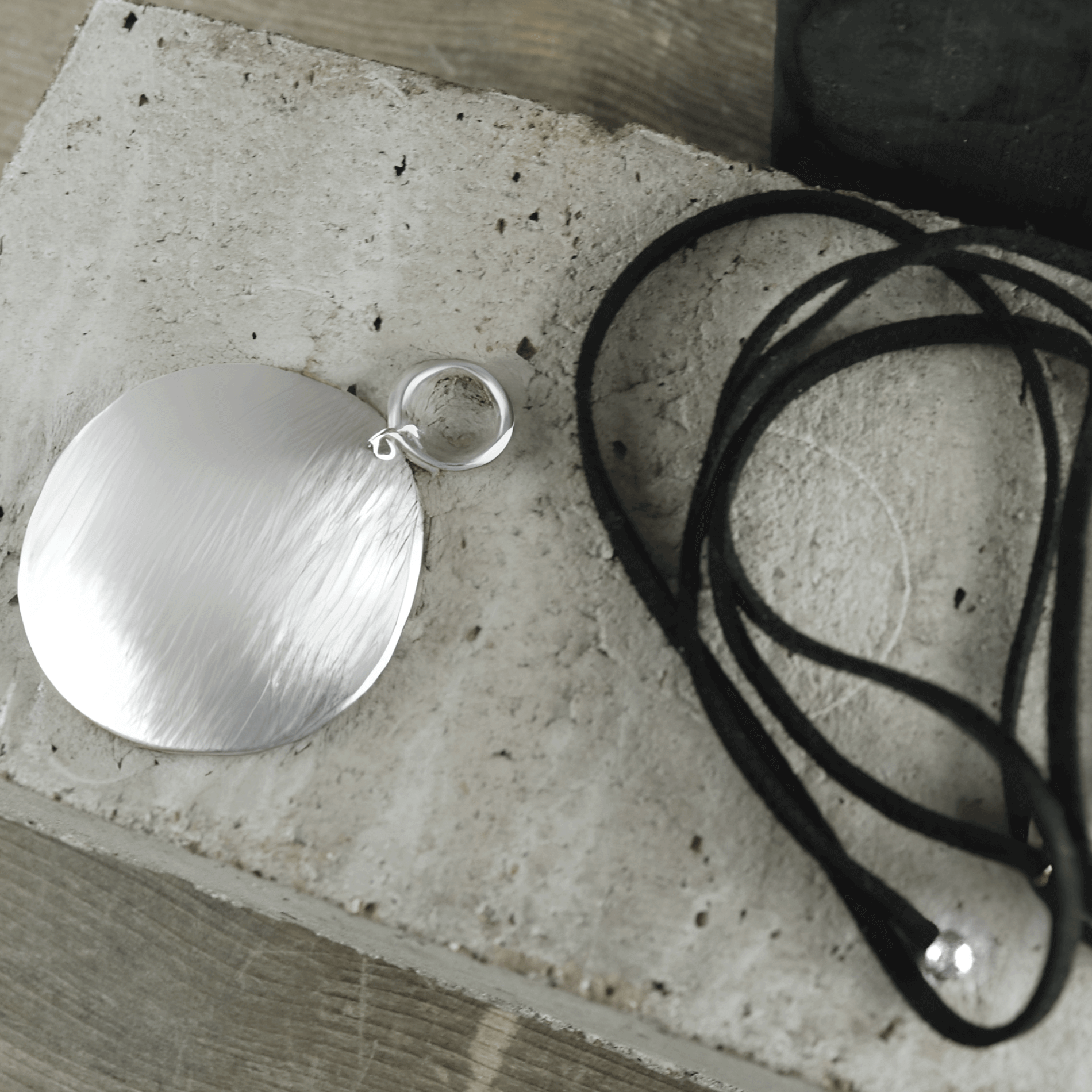 Scandinavian Minimalist Jewellery Design I Nordic DNA Since 1971 I Dansk Copenhagen