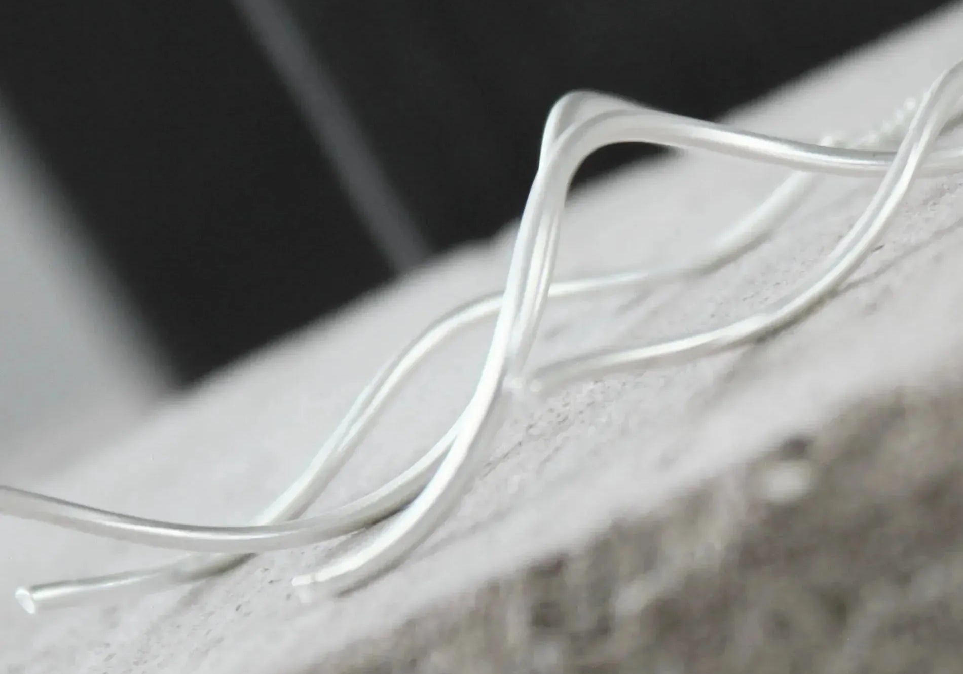 Tara Revolve Earring Rhodium Plating, Dansk Copenhagen
