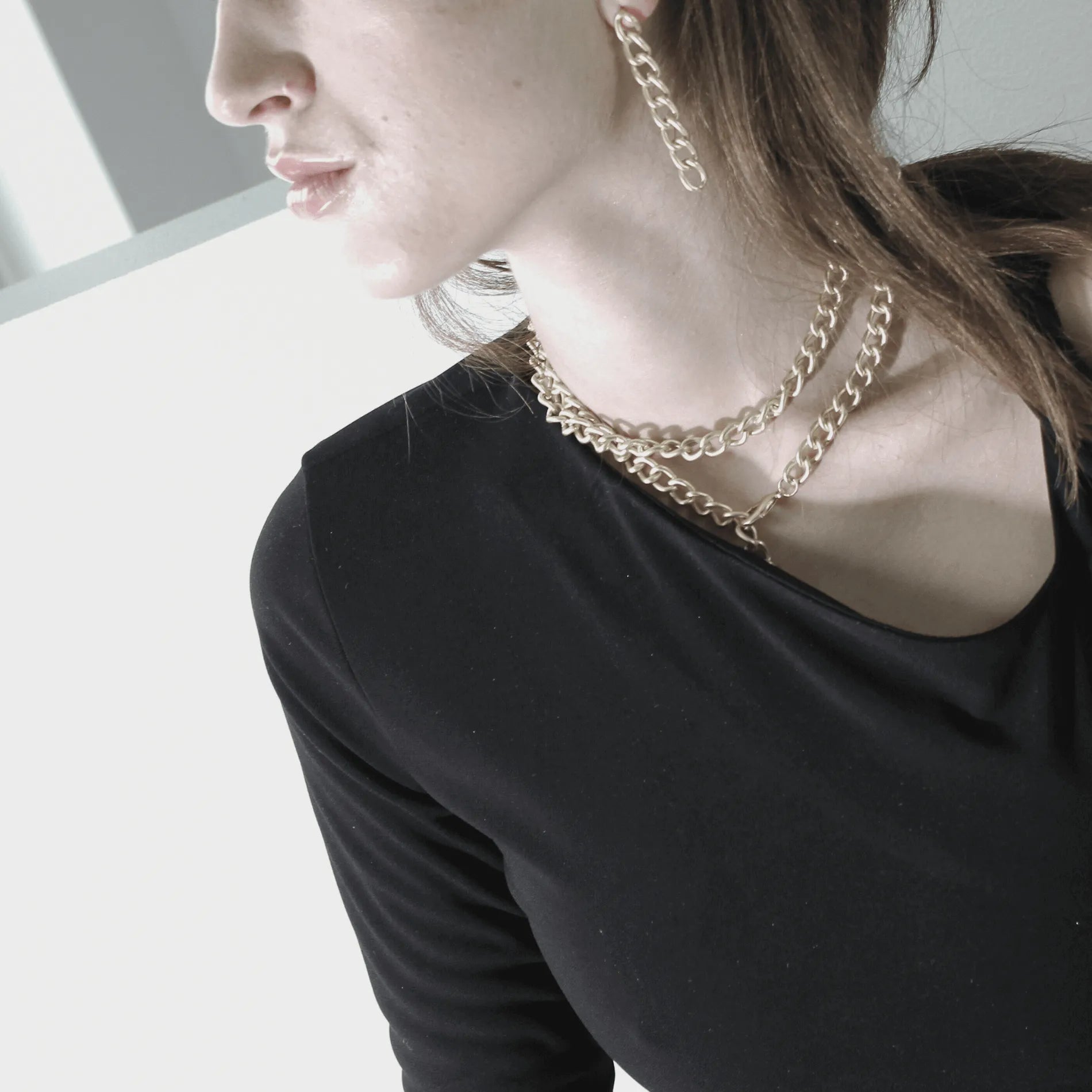 Tabitha Long Link Earring Gold PlatingDNSK Copenhagen