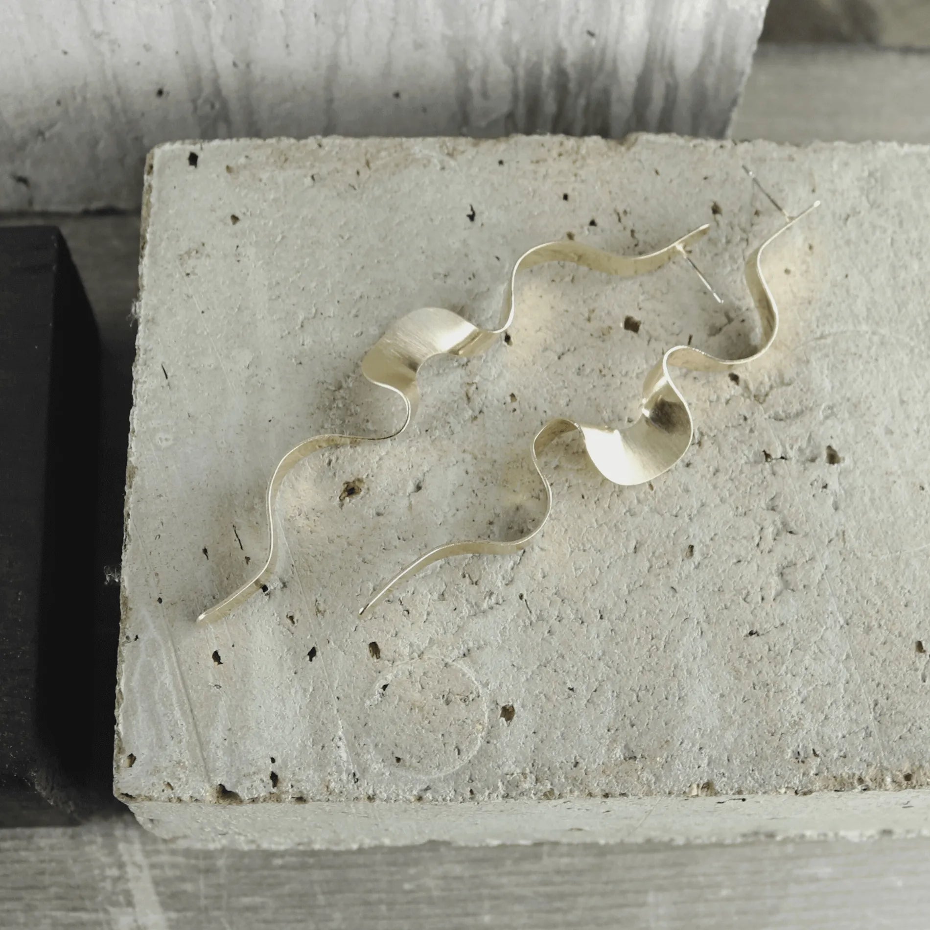 Bijoux scandinaves minimalistes I ADN nordique depuis 1971 I Dansk Copenhagen}
