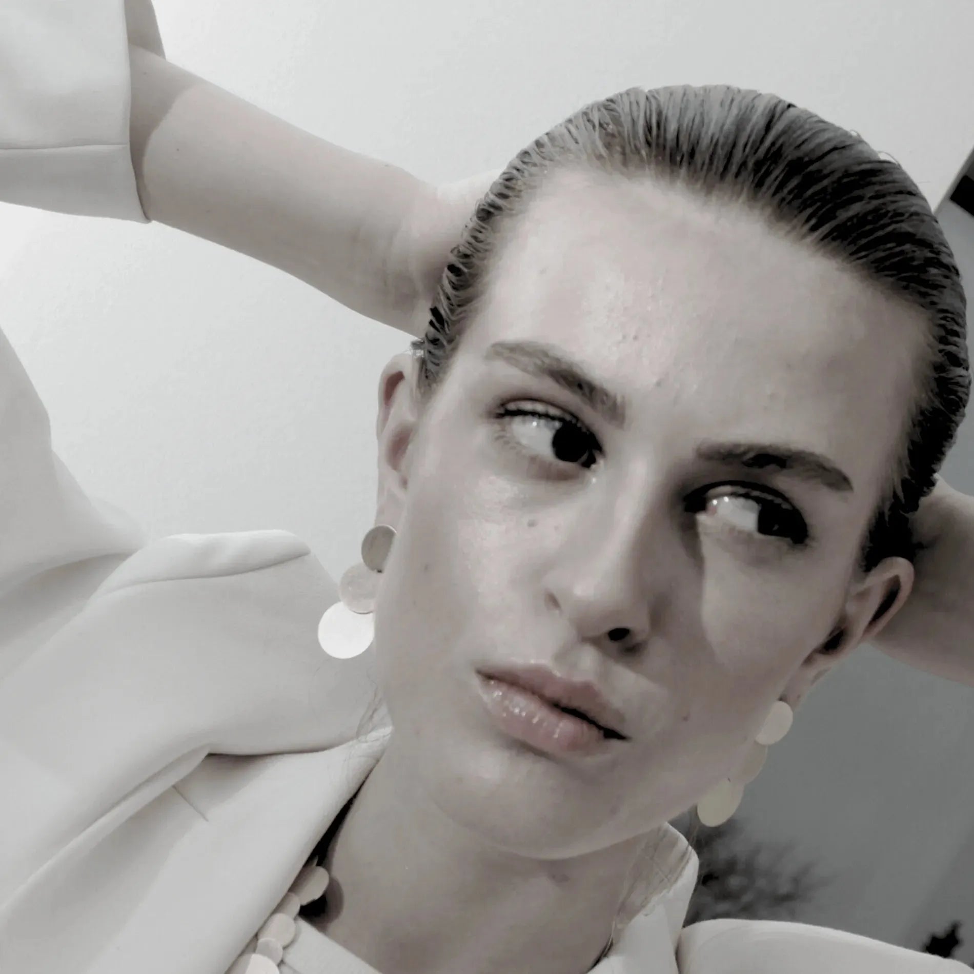 Theia Multi Dot Earring Gold PlatingDNSK Copenhagen