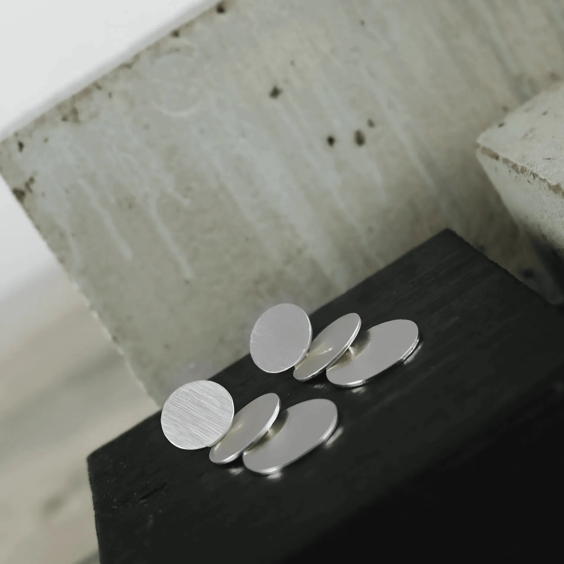 Theia Multi Dot Earring Silver PlatingDNSK Copenhagen