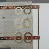 Alaya IN:STORE Pendiente Orgánico Triple Círculo Chapado en Oro V2