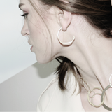 Elysian IN:STORE Hoop Pendiente chapado en oro