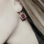 Audrey IN:STORE Sapphire Huggie Ørering, DNSK København Sølvbelagt, DNSK København