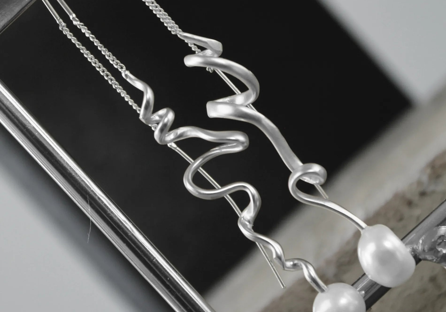 Audrey Organic Chain Oorbel Silver Plating, Dansk Copenhagen