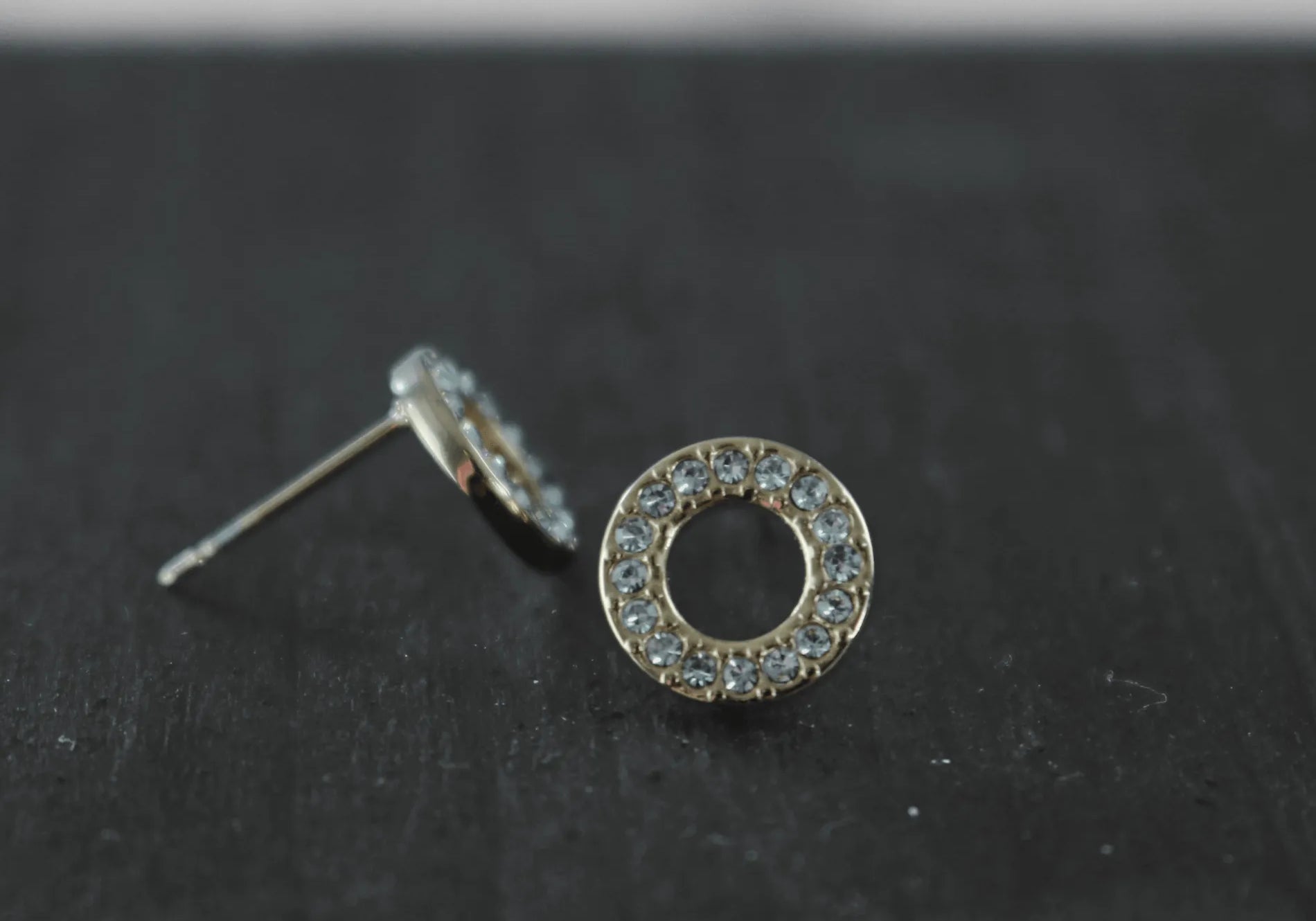 Bijoux scandinaves minimalistes I ADN nordique depuis 1971 I Dansk Copenhagen