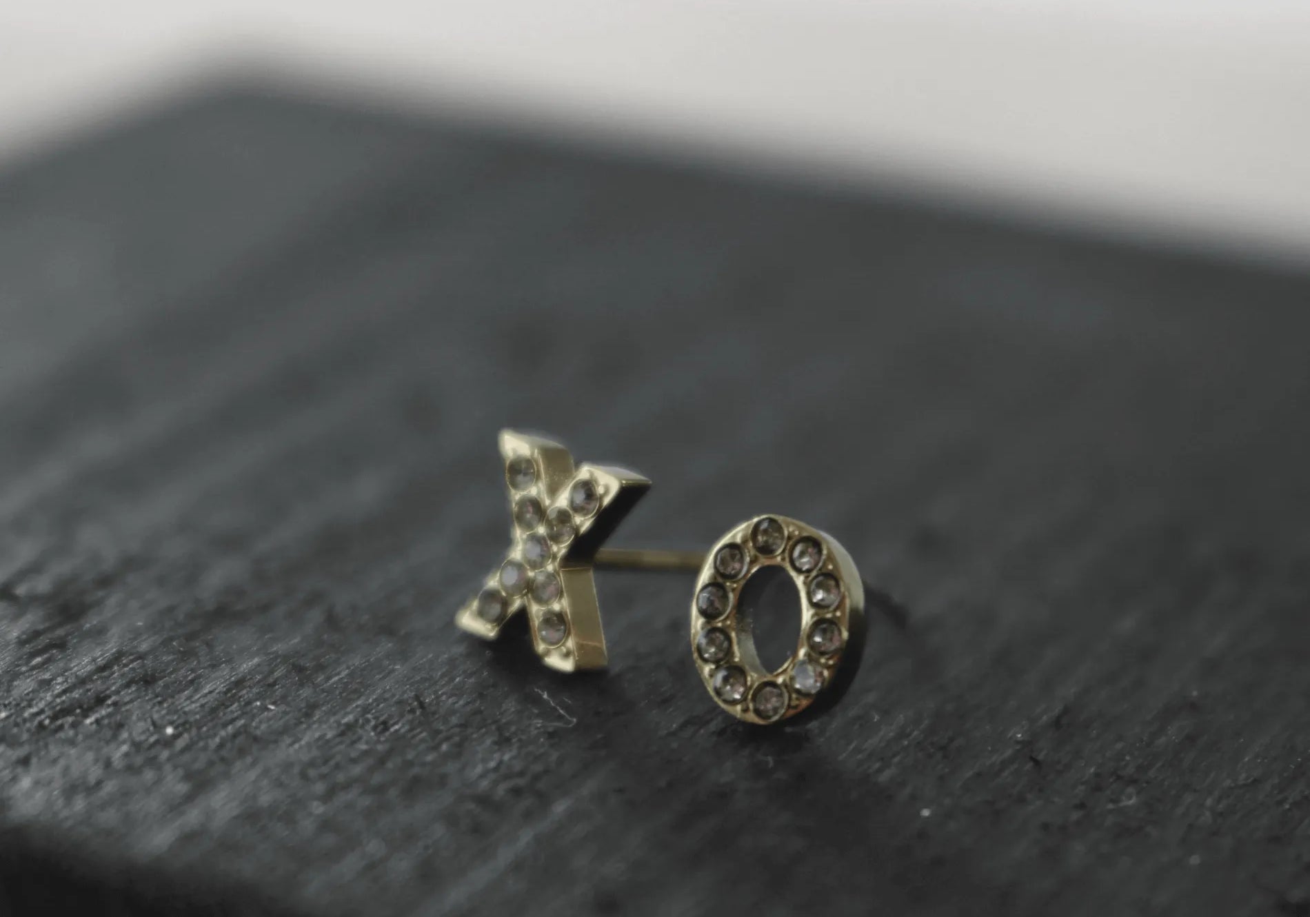 Bijoux scandinaves minimalistes I ADN nordique depuis 1971 I Dansk Copenhagen