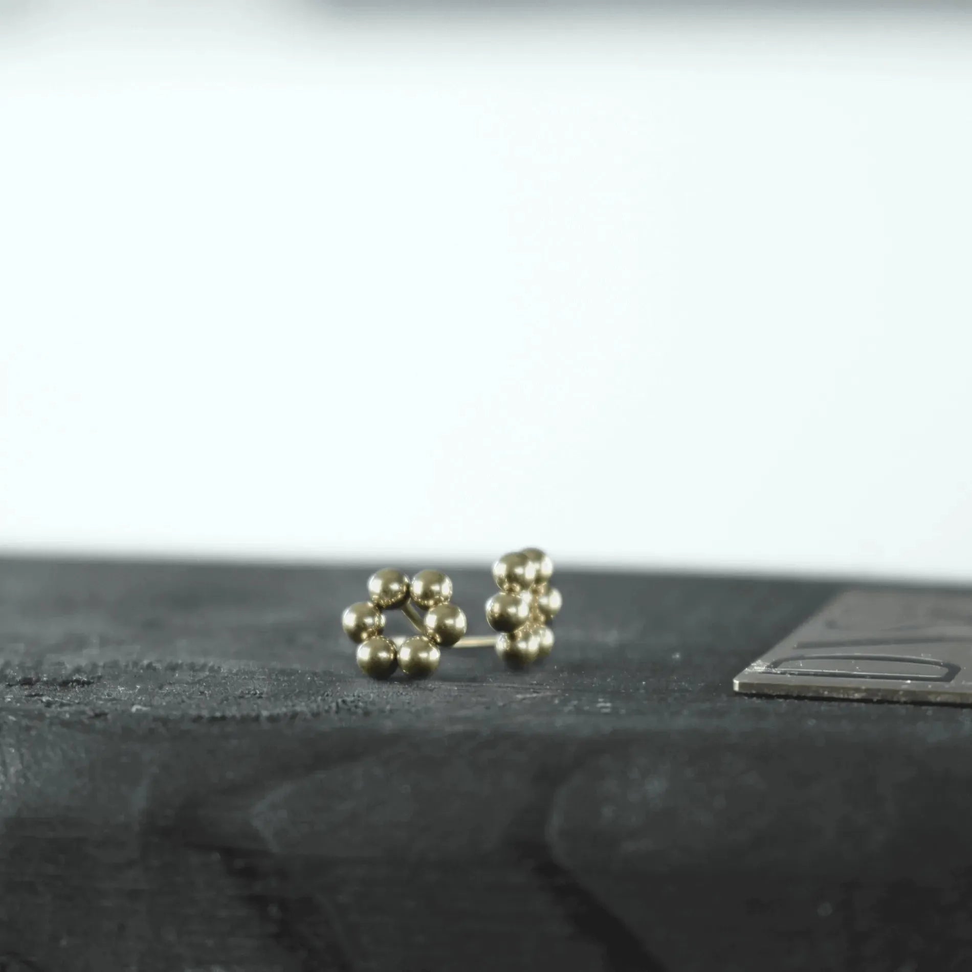 Passion Waterproof Circle Ball Earring 18K Gold PlatingDNSK Copenhagen