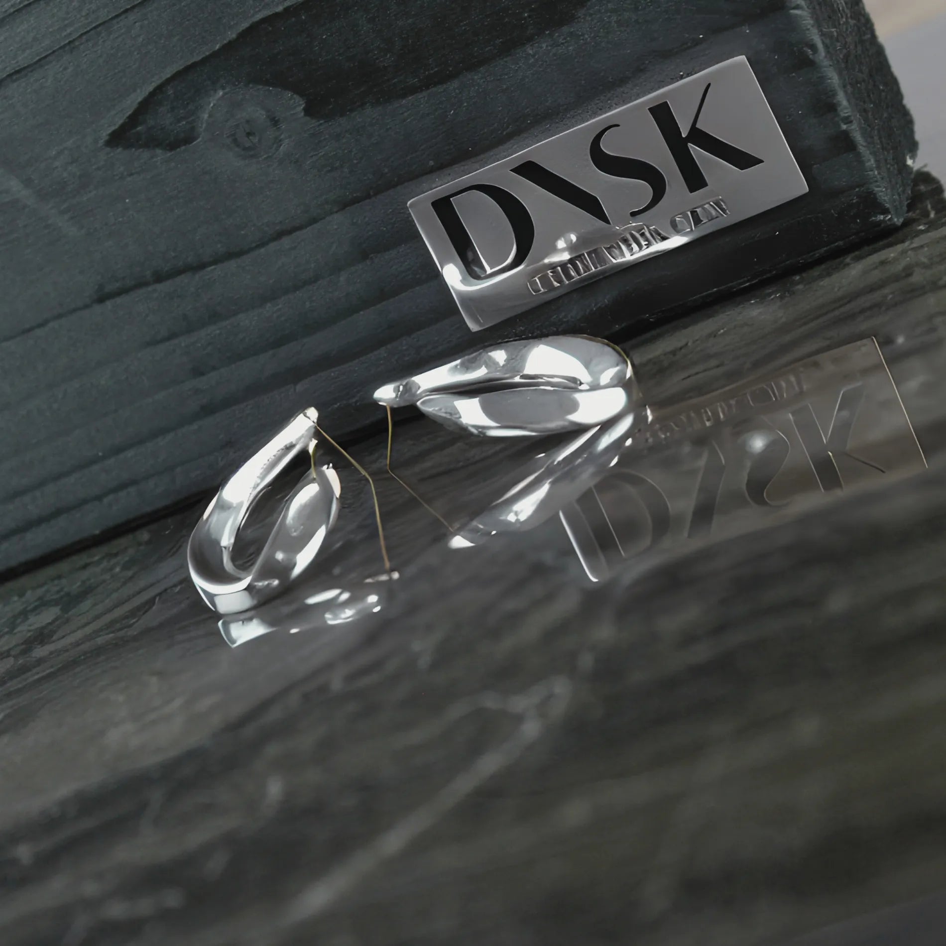 Courage Waterproof V Shape Statement Earring Silver Plating, Dansk Copenhagen
