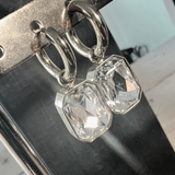 Joy Vandfast Statement Klar CZ Huggie 18K Guldbelagt