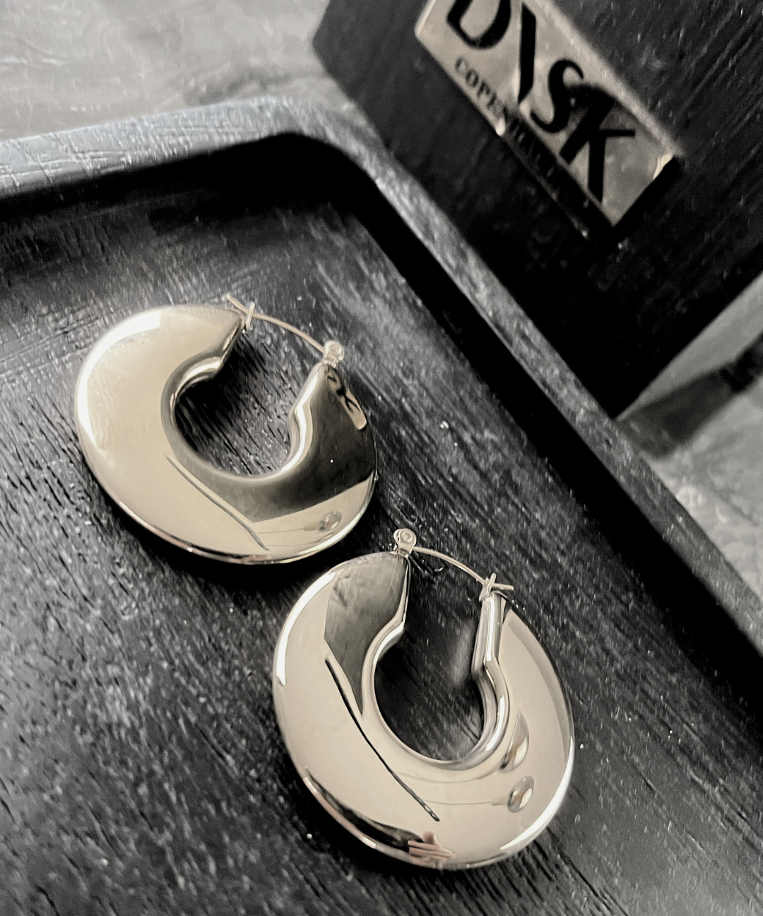 Courage Waterproof U-Turn Statement Earring 18K Gold Plating, DNSK Copenhagen