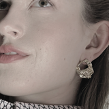 Courage Wasserfester  Offener kreisförmiger Post-Ohrring Versilbert