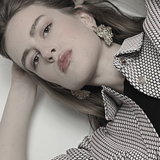 Courage Wasserfester  Dreieckiger Statement-Ohrring 18K Goldplattierung