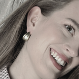 Courage Wasserfester 3D-Spiegel Statement-Ohrring Versilbert