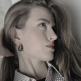 Courage Wasserfester 3D Spiegel Statement-Ohrring 18K Goldplattierung