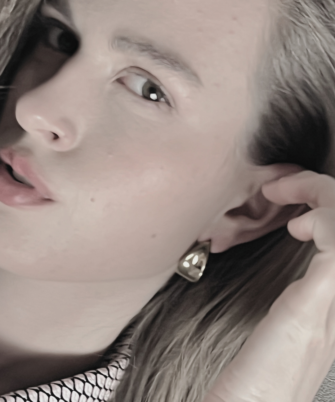 Courage Waterproof 3D Mirror Statement Earring 18K Gold Plating Plating, DNSK Copenhagen