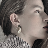 Courage Wasserfester Geometrischer Statement-Ohrring 18K Goldplattierung