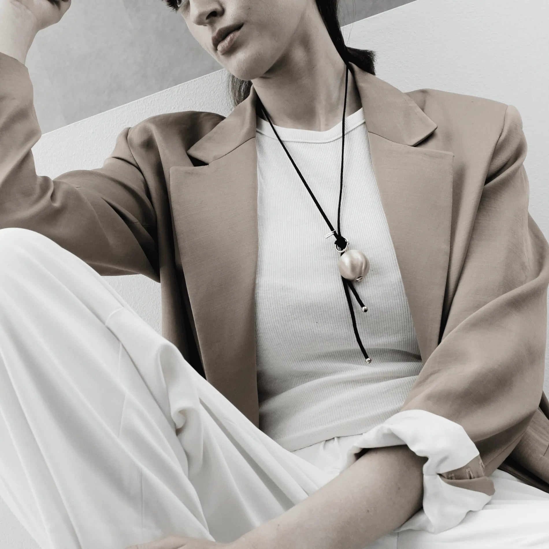 Tabitha Multi-Styleable Mega Ball Suede Necklace Silver PlatingDNSK Copenhagen