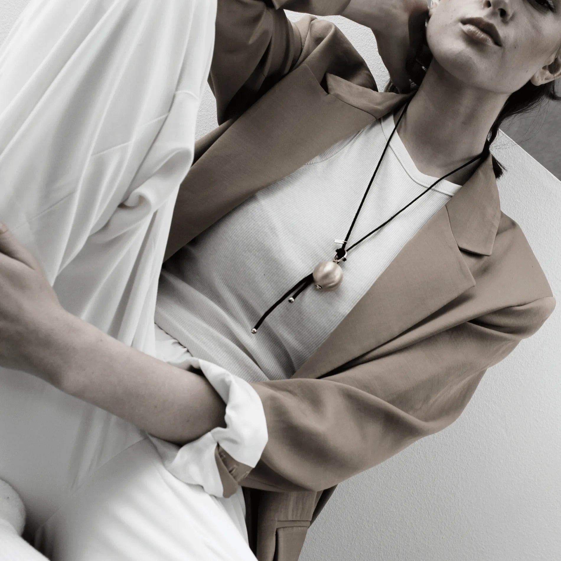 Tabitha Multi-Styleable Mega Ball Suede Necklace Silver PlatingDNSK Copenhagen