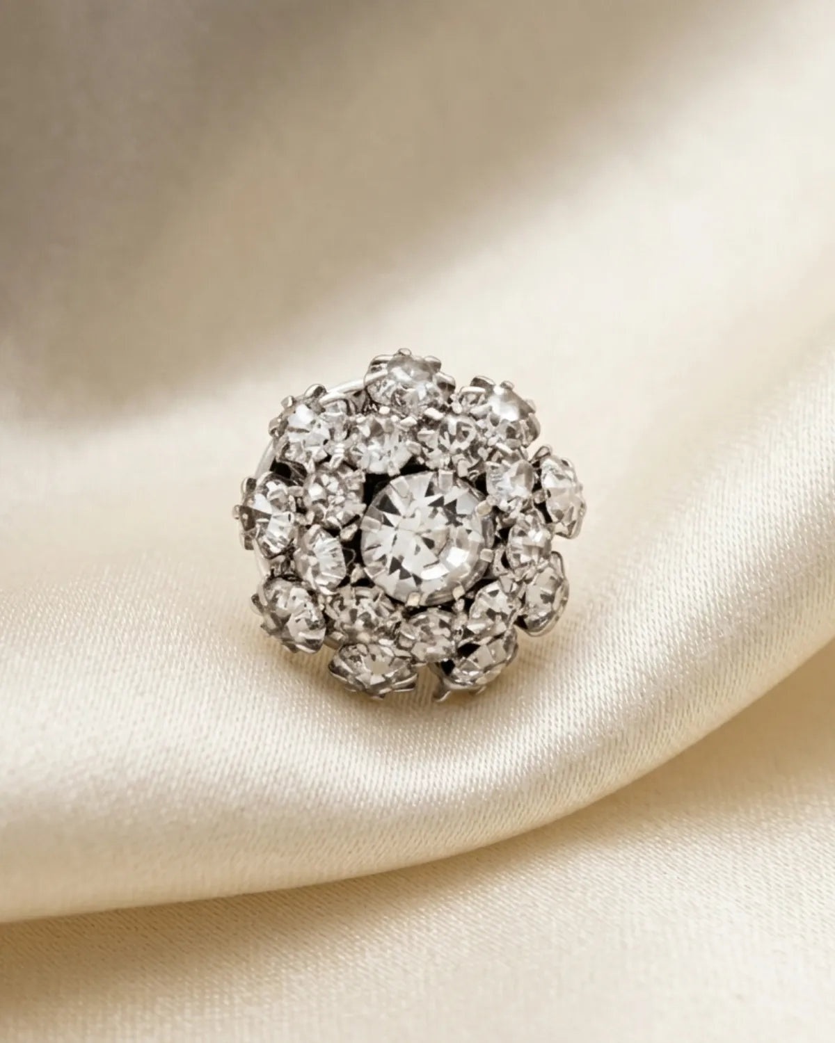 Ingunn Multi Crystal Button Cover Size 17mm Silver Plating