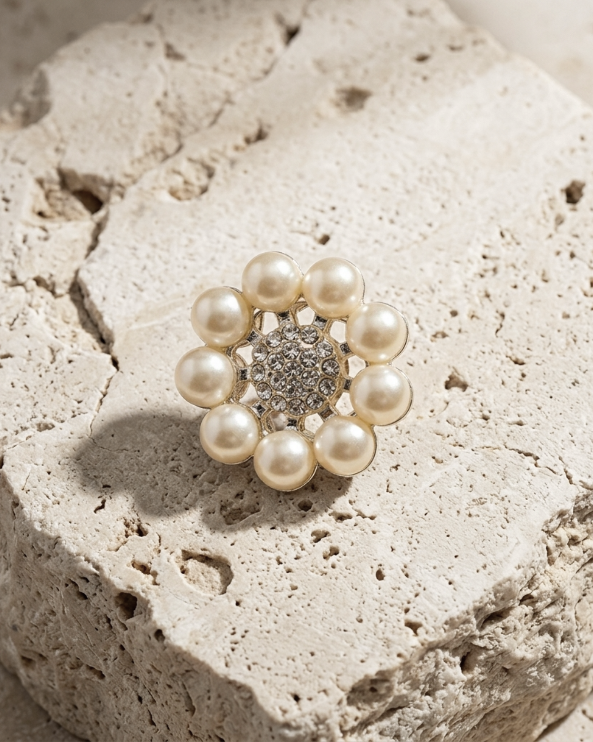 Ingunn Bloem Parel en CZ Knoopbedekking 14mm Verzilverd