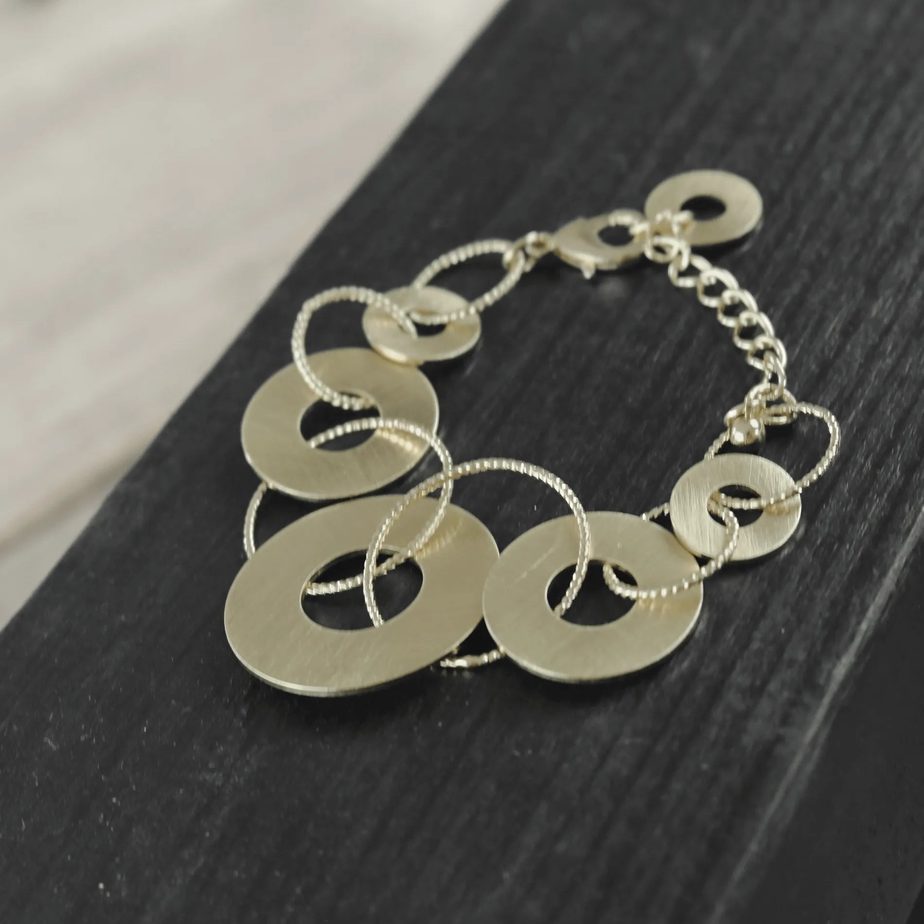 Diseño de joyería minimalista escandinava I ADN nórdico desde 1971 I Dansk Copenhagen