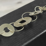 Bijoux scandinaves minimalistes I ADN nordique depuis 1971 I Dansk Copenhagen