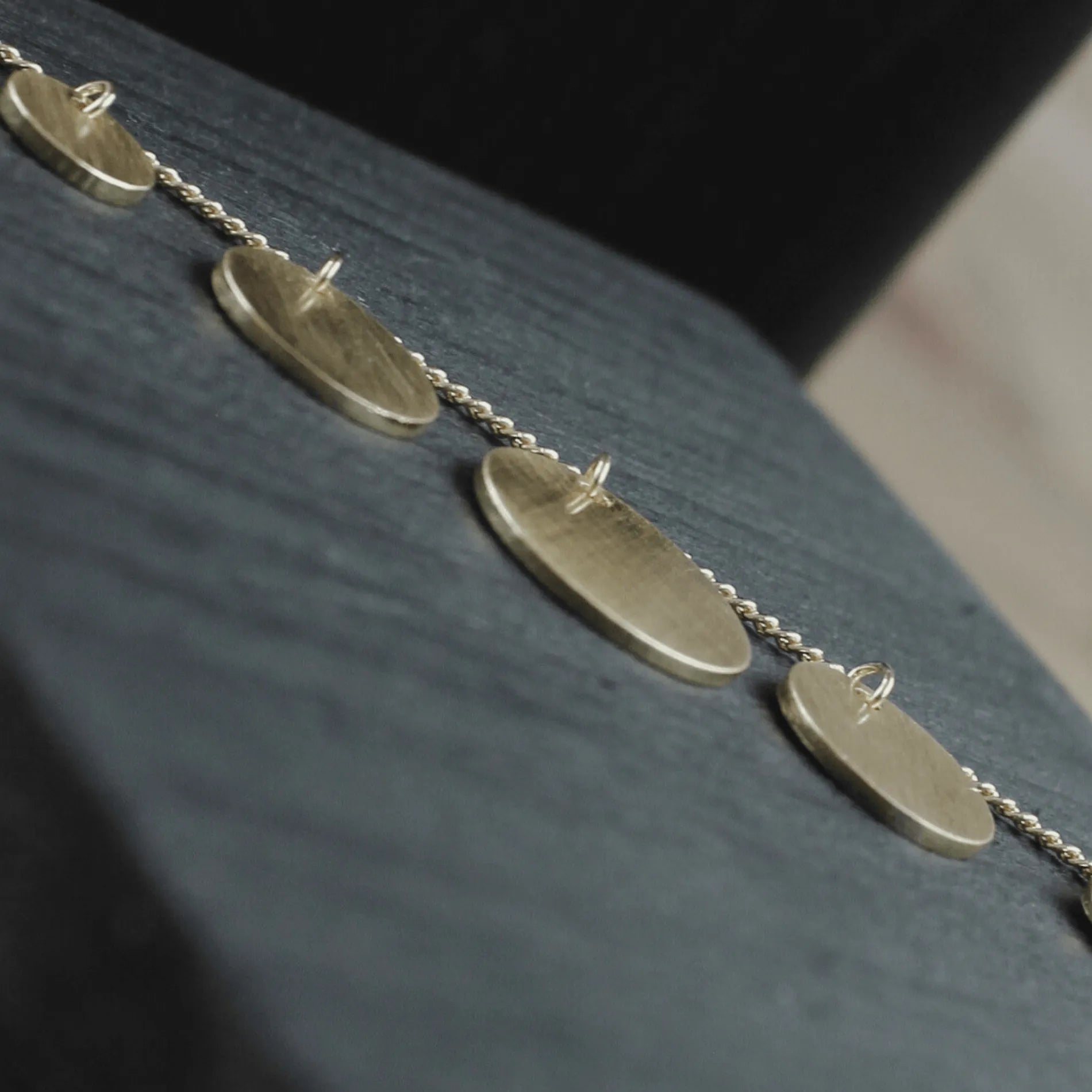 Theia Multi Dot Bracelet Gold PlatingDNSK Copenhagen