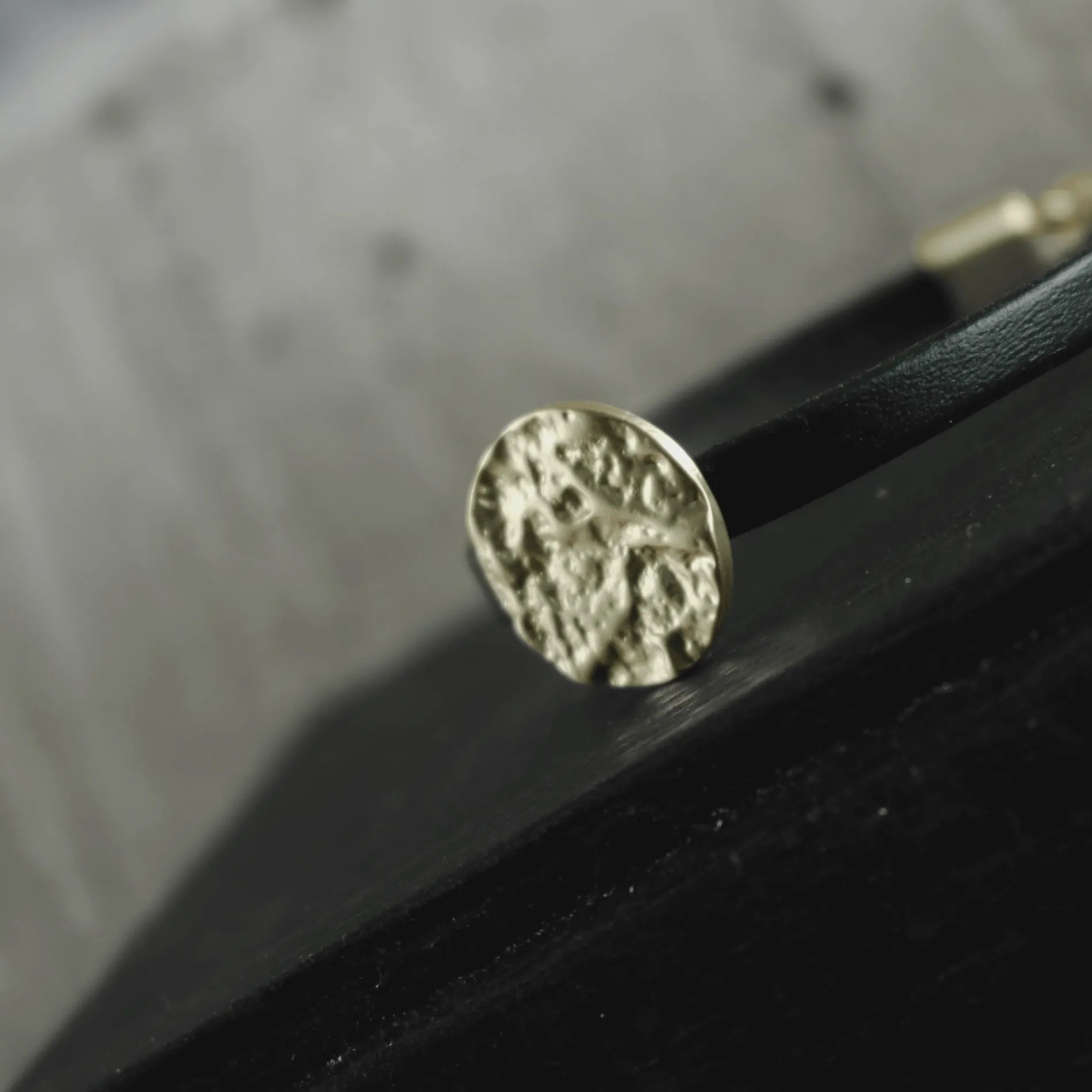 Bijoux scandinaves minimalistes I ADN nordique depuis 1971 I Dansk Copenhagen}