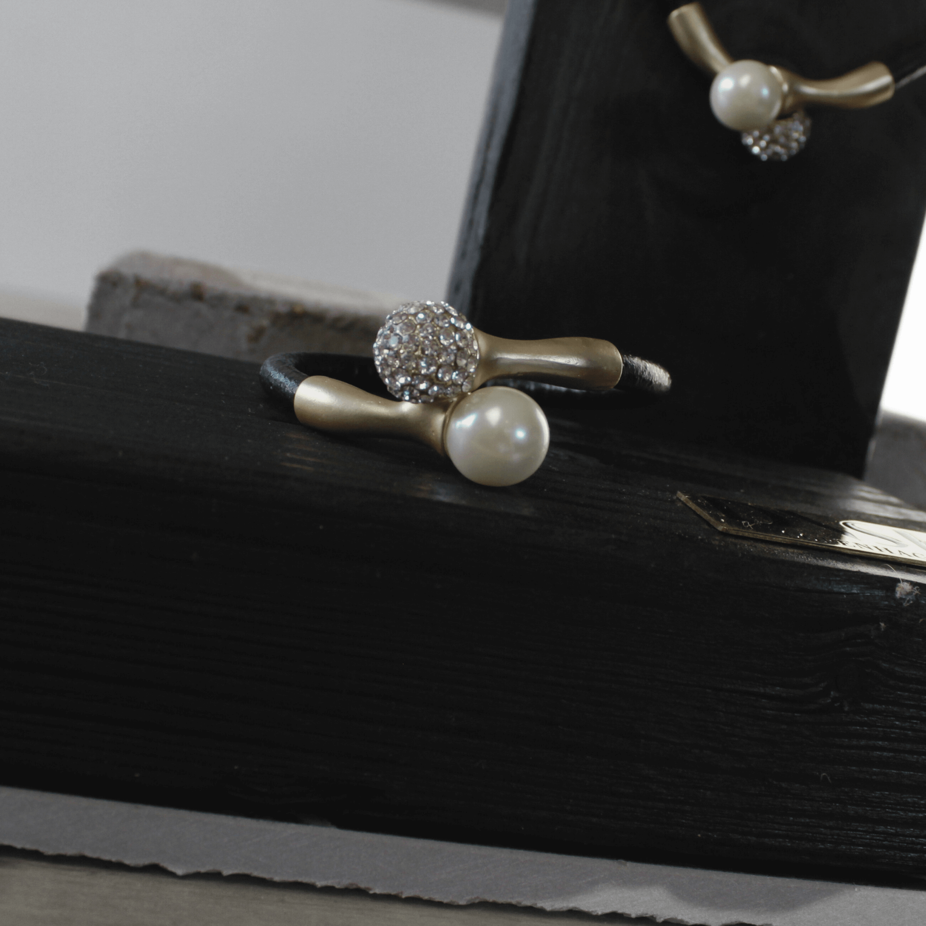 Scandinavian Minimalist Jewellery Design I Nordic DNA Since 1971 I Dansk Copenhagen