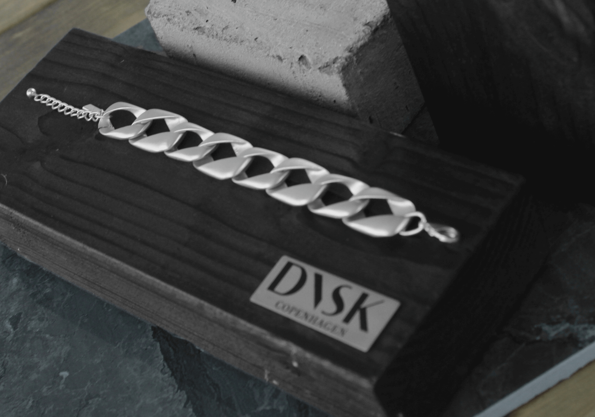 Scandinavian Minimalist Jewellery Design I Nordic DNA Since 1971 I Dansk Copenhagen