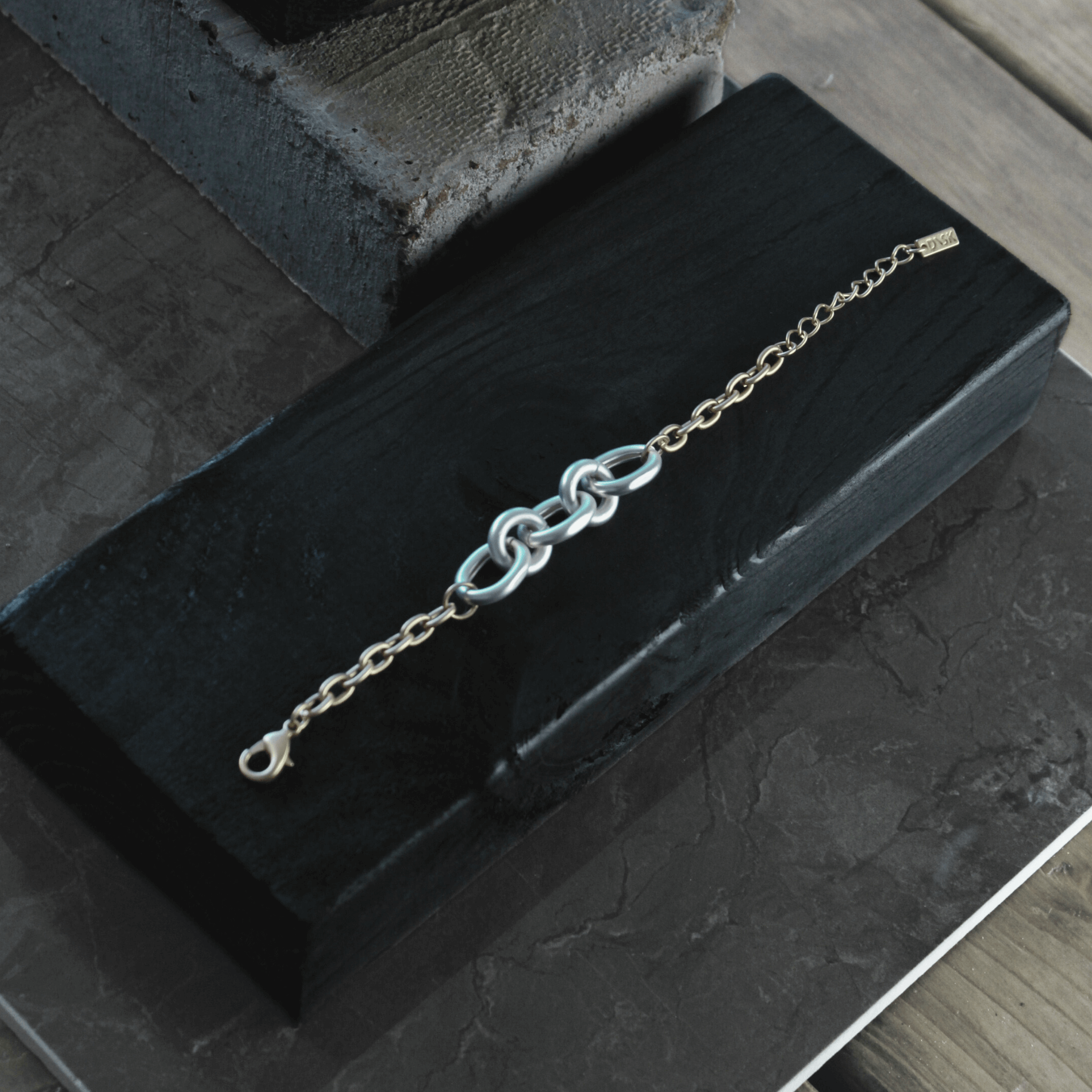 Scandinavian Minimalist Jewellery Design I Nordic DNA Since 1971 I Dansk Copenhagen