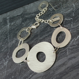 Alaya IN:STORE Bracciale organico a cerchio placcato oro V2