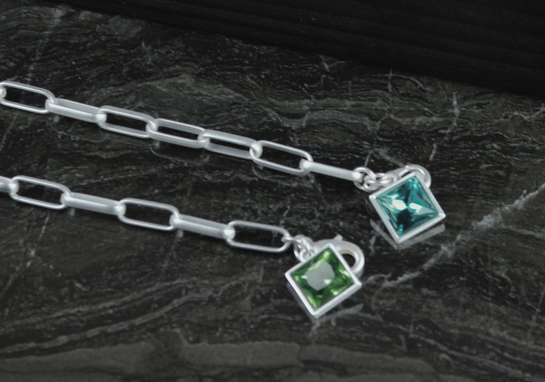 Audrey IN:STORE Sapphire Bracelet Silver Plating, DNSK Copenhagen