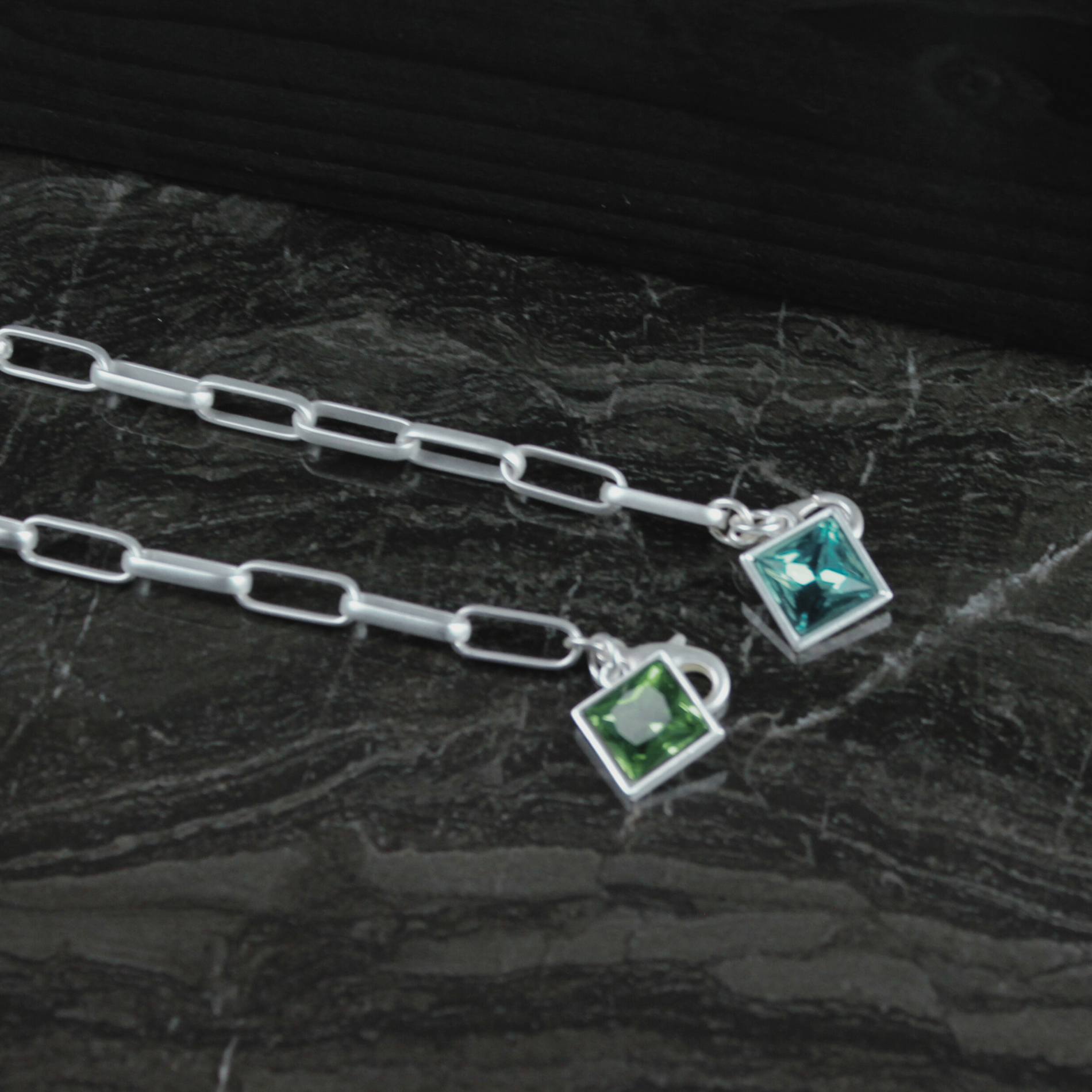 Audrey IN:STORE Sapphire Bracelet Silver Plating, DNSK Copenhagen